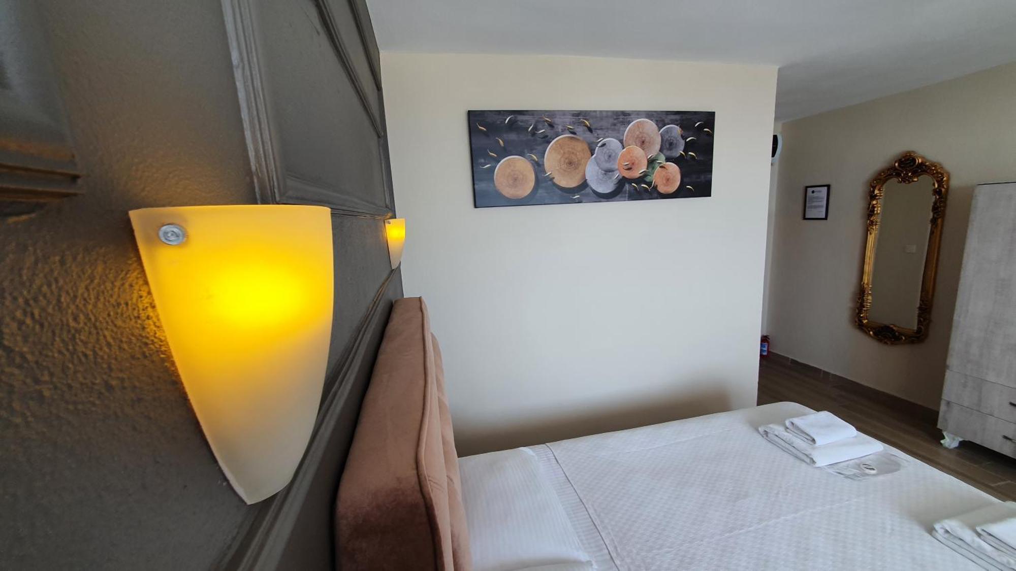 Sokakagzi Assos Nazan Motel Restoran Beach الغرفة الصورة